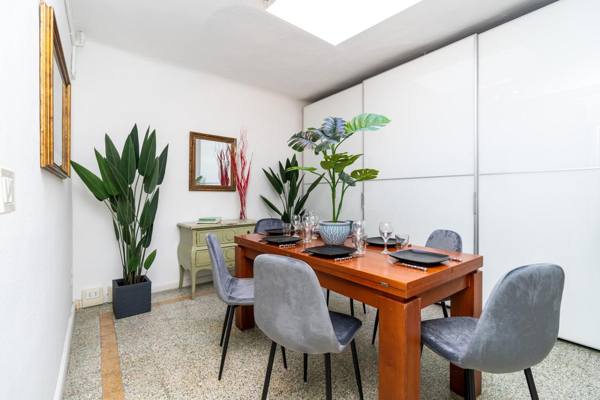 Apartament Historic Apt In The Center Of Lucca With Balcony Zewnętrze zdjęcie